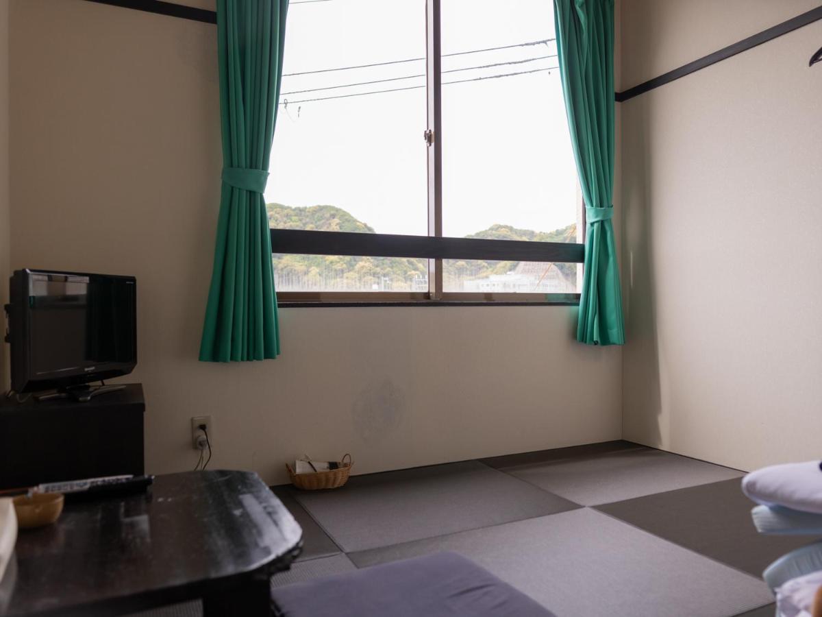 Wakatake Hotel Katsuura  Exterior foto